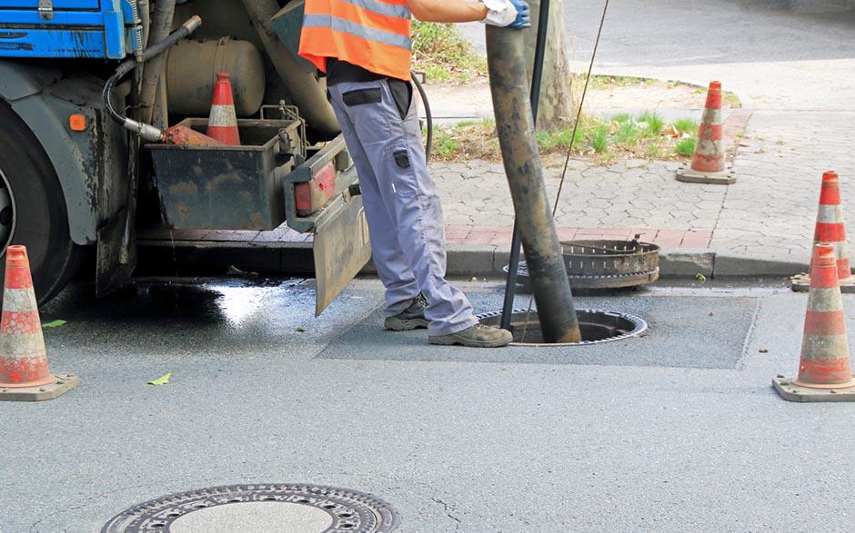 plombier débouchage Clichy